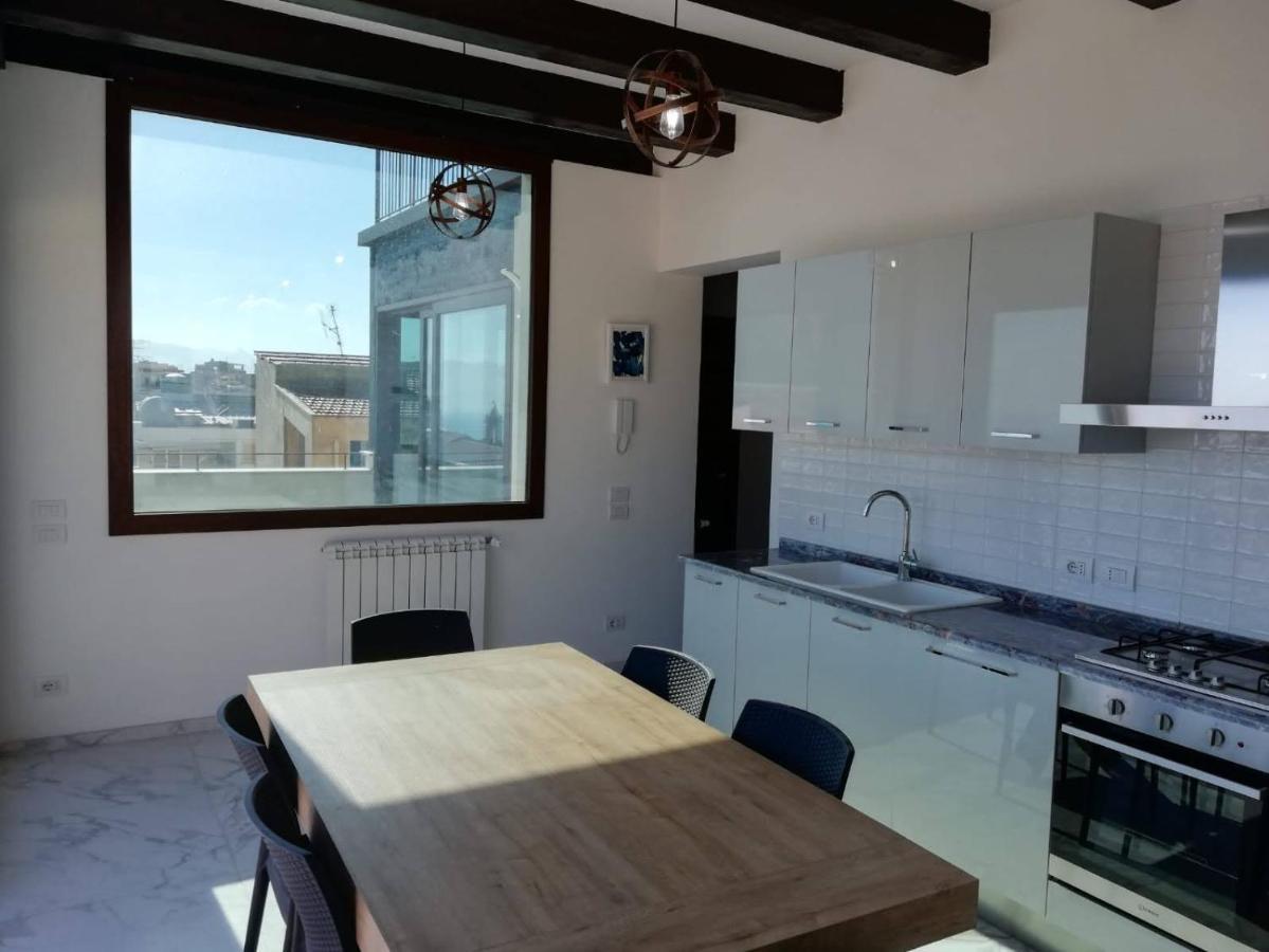 Palazzo Del Golfo Penthouse Apartment Castellammare del Golfo Exterior photo