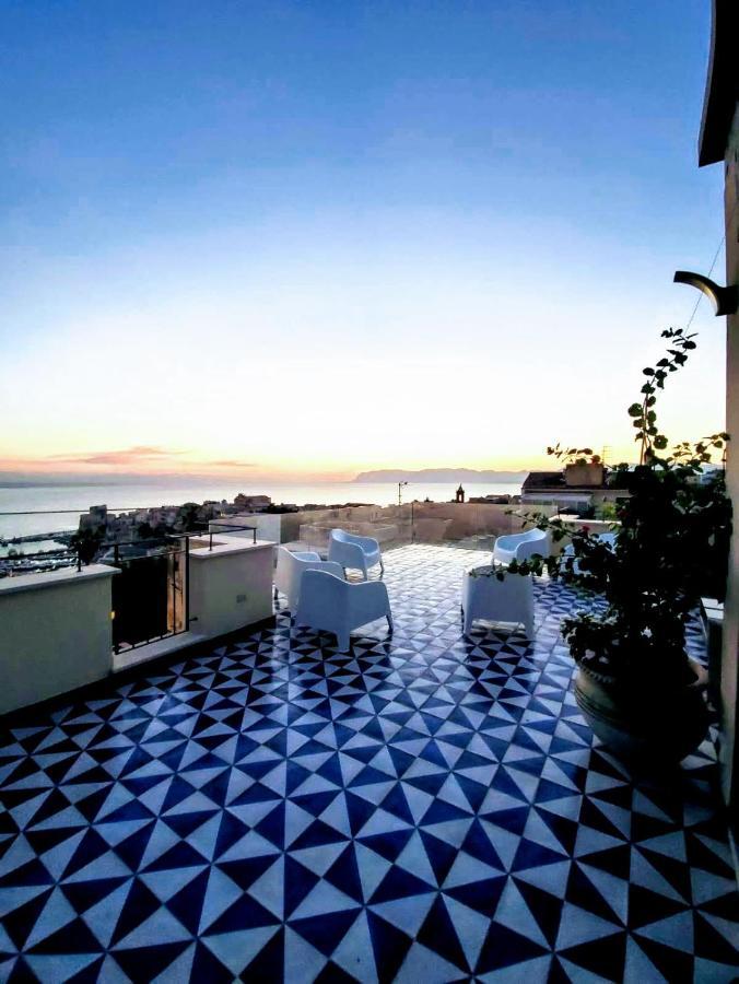 Palazzo Del Golfo Penthouse Apartment Castellammare del Golfo Exterior photo