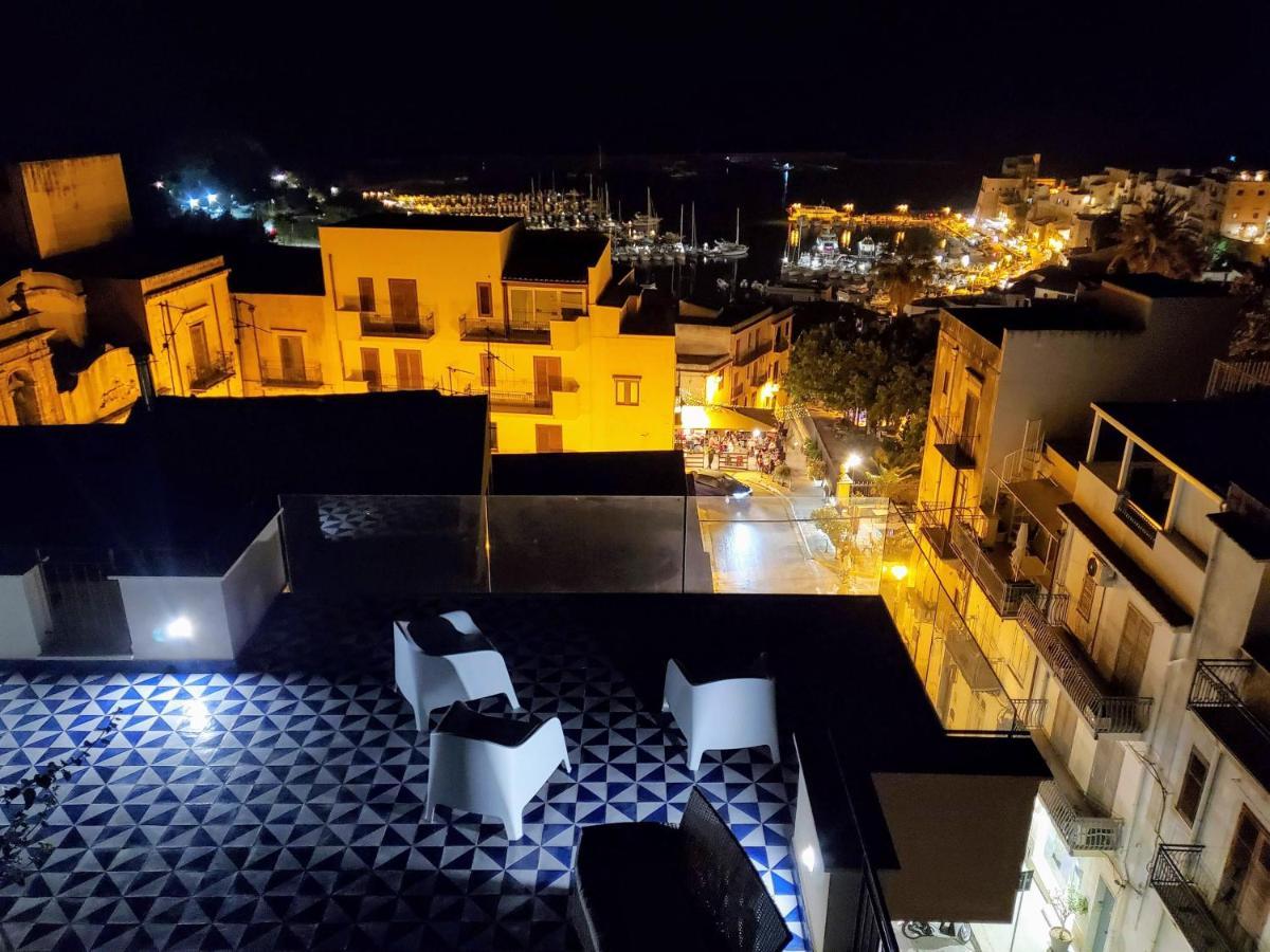 Palazzo Del Golfo Penthouse Apartment Castellammare del Golfo Exterior photo