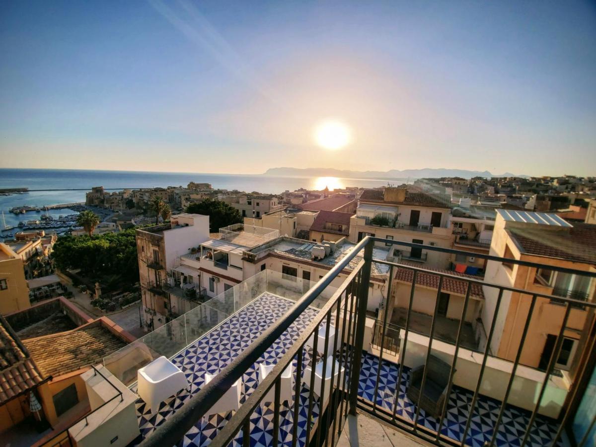 Palazzo Del Golfo Penthouse Apartment Castellammare del Golfo Exterior photo
