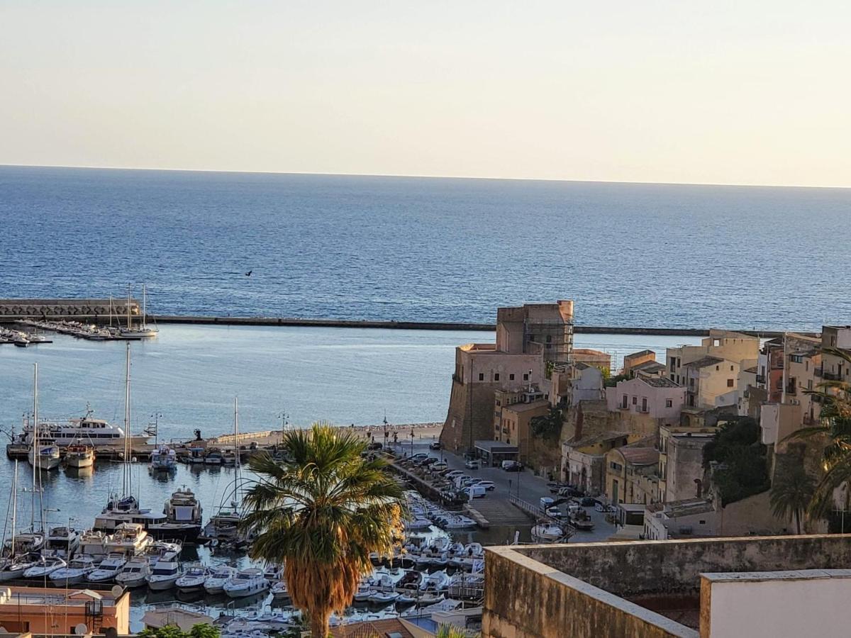 Palazzo Del Golfo Penthouse Apartment Castellammare del Golfo Exterior photo