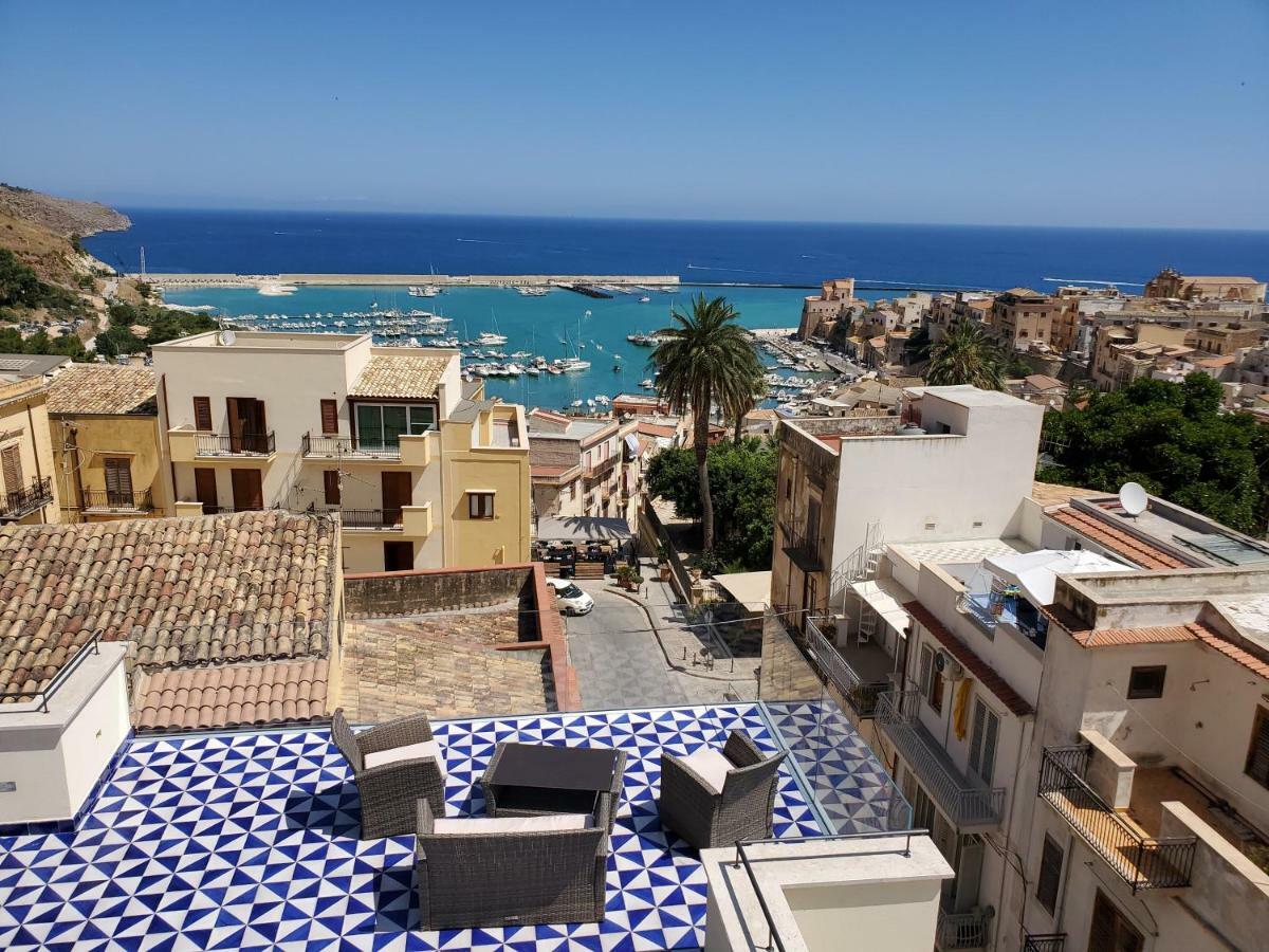 Palazzo Del Golfo Penthouse Apartment Castellammare del Golfo Exterior photo